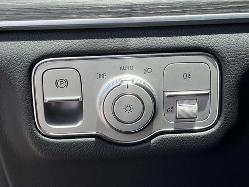 Certified 2025 Mercedes-Benz GLE 350 4MATIC image 28