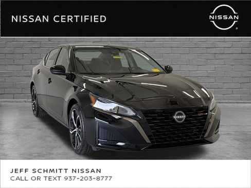 Certified 2025 Nissan Altima 2.5 SR FWD image 1