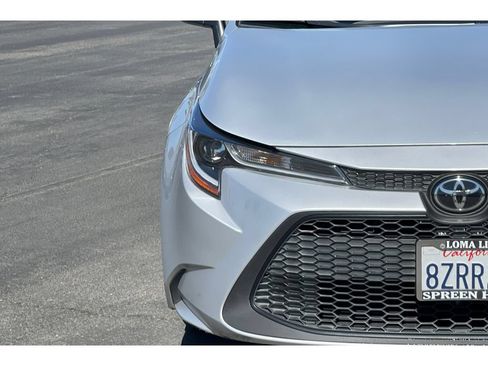 Used 2022 Toyota Corolla LE FWD image 18