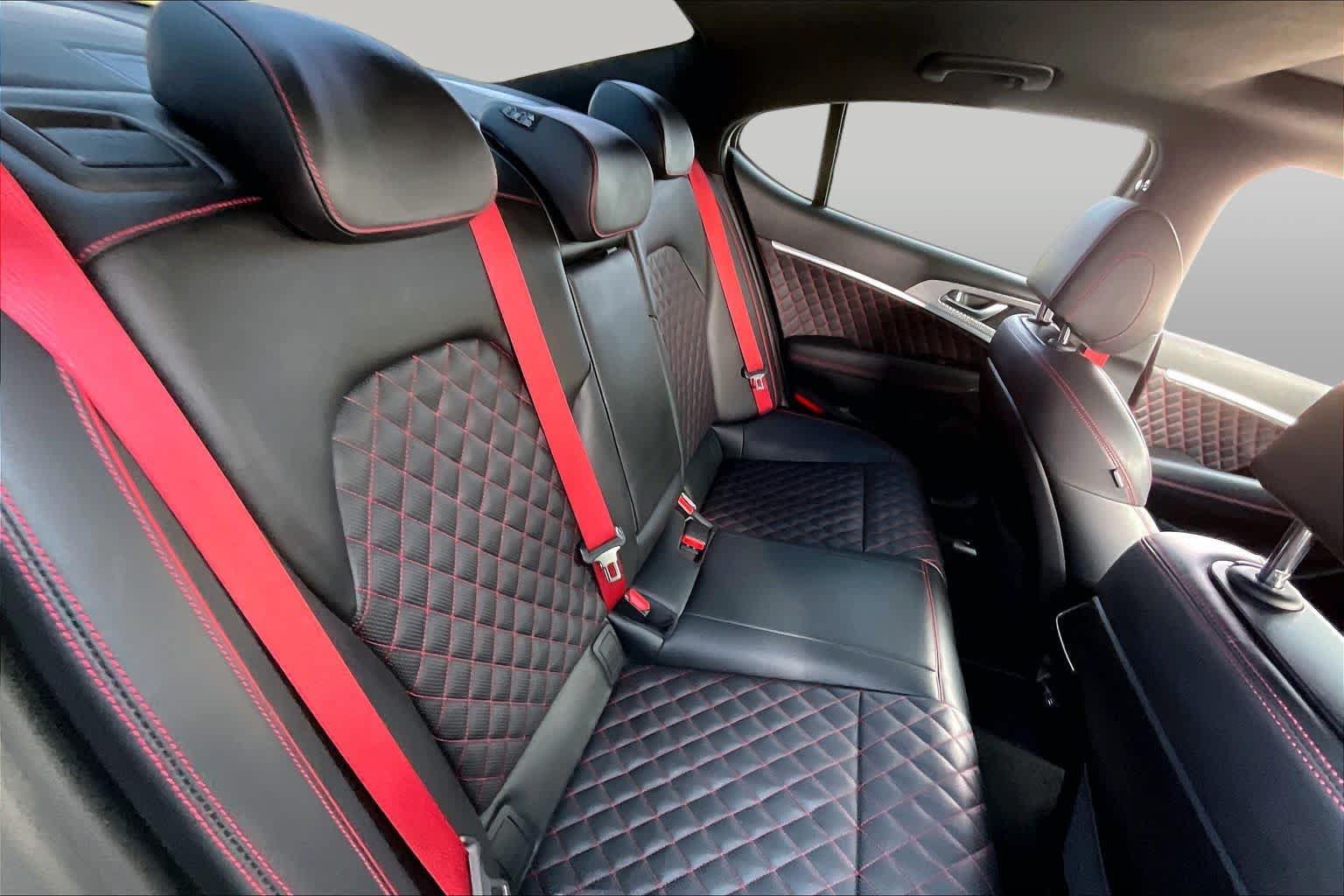 Used 2023 Genesis G70 3.3T w/ Sport Prestige Package RWD image 20