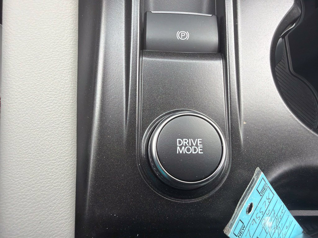 New 2026 Ford Explorer Active w/ Active Comfort Package AWD/4WD image 22