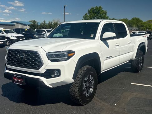 Used 2023 Toyota Tacoma TRD Off-Road AWD/4WD image 30