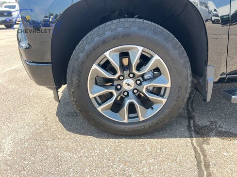 Certified 2023 Chevrolet Silverado 1500 RST AWD/4WD image 11