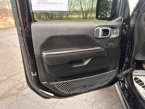 Used 2022 Jeep Wrangler Rubicon w/ Steel Bumper Group AWD/4WD image 14
