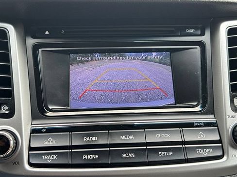 Used 2017 Hyundai Tucson SE w/ SE Popular Package 02 AWD/4WD image 33