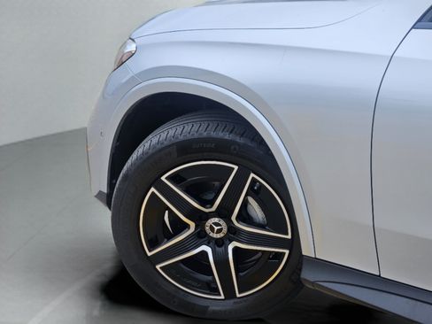 Certified 2026 Mercedes-Benz GLC 300 image 23