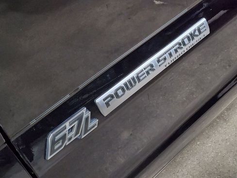 Used 2022 Ford F250 Platinum w/ FX4 Off-Road Package image 26