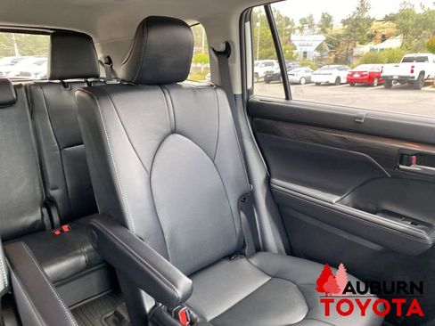 New 2026 Toyota Highlander Limited AWD/4WD image 26