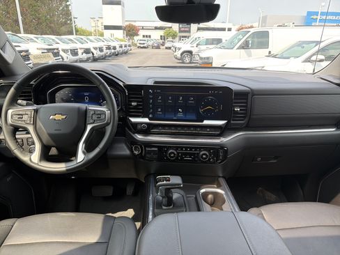 Used 2024 Chevrolet Silverado 1500 LTZ w/ LTZ Premium Package AWD/4WD image 30