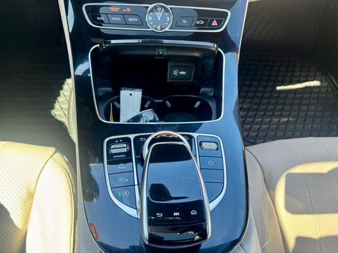 Used 2018 Mercedes-Benz E 300 4MATIC image 28