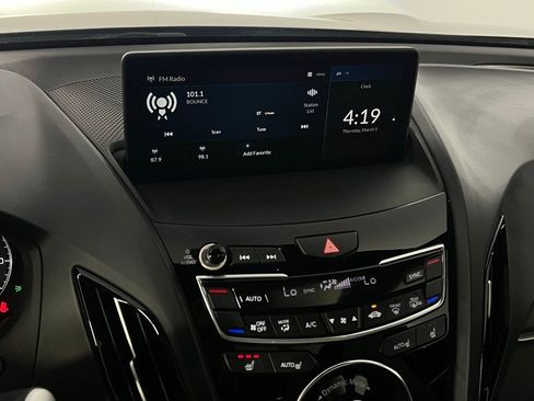 Used 2025 Acura RDX SH-AWD image 15