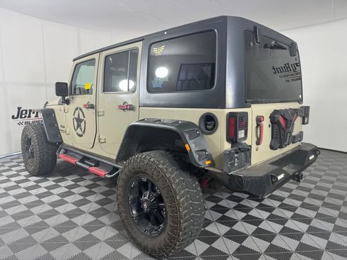 Used 2017 Jeep Wrangler Unlimited Sport w/ Quick Order Package 24S AWD/4WD image 9