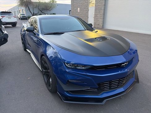 Used 2022 Chevrolet Camaro SS image 3