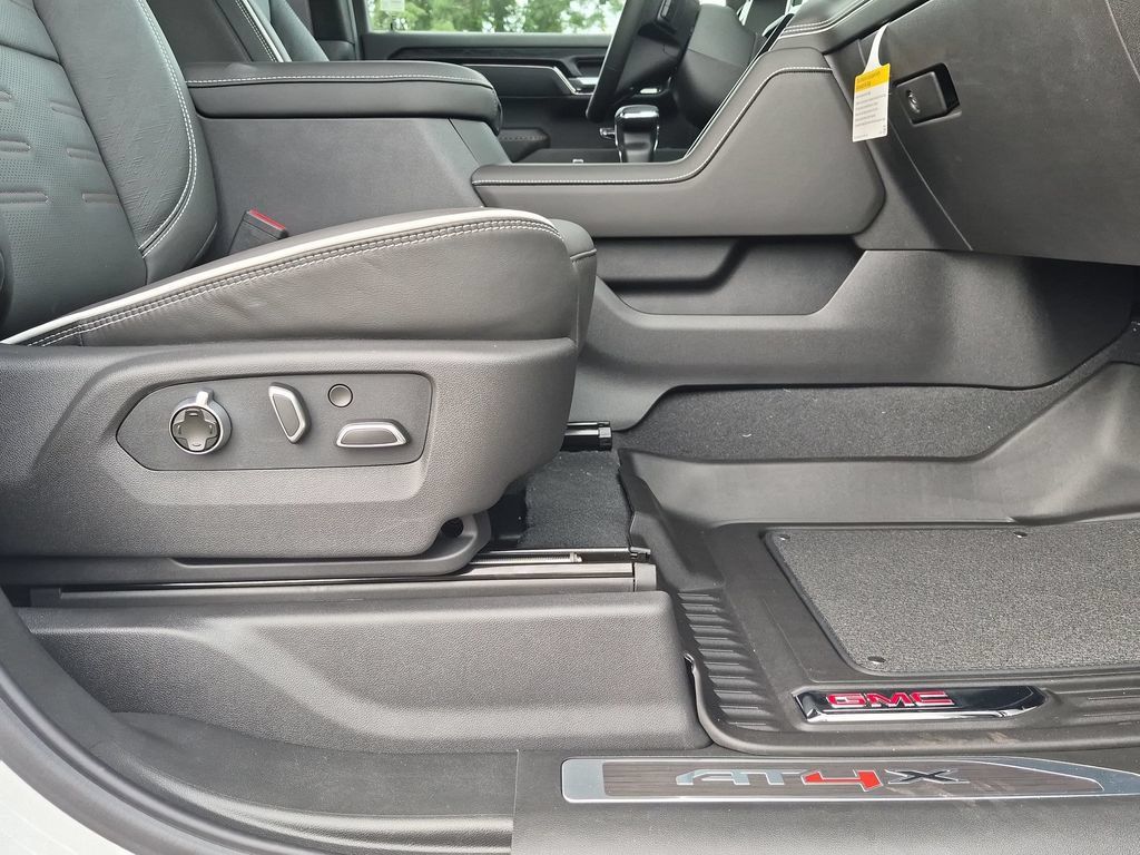 New 2026 GMC Sierra 1500 AT4X AWD/4WD image 19