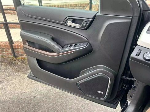 Used 2018 GMC Yukon XL SLT image 9