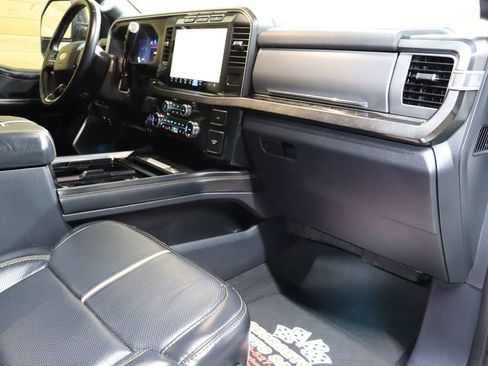 Used 2024 Ford F250 Platinum image 81