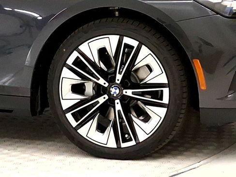 New 2026 BMW 530i w/ Convenience Package RWD image 10