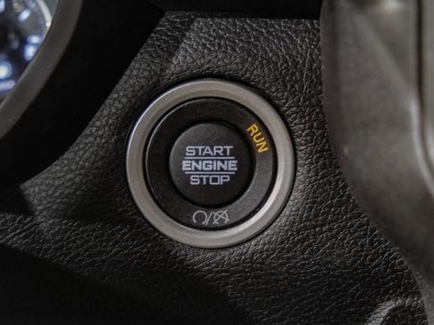 Used 2024 RAM 3500 Tradesman w/ Chrome Appearance Group image 20