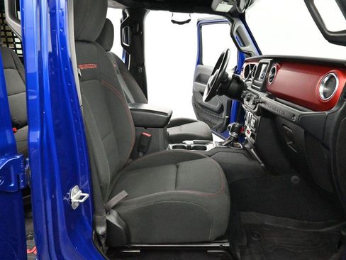 Used 2018 Jeep Wrangler Unlimited Rubicon AWD/4WD image 28