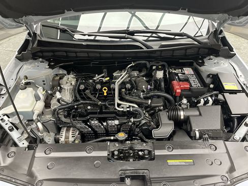 Used 2024 Nissan Altima 2.5 SR w/ SR Premium Package AWD/4WD image 29