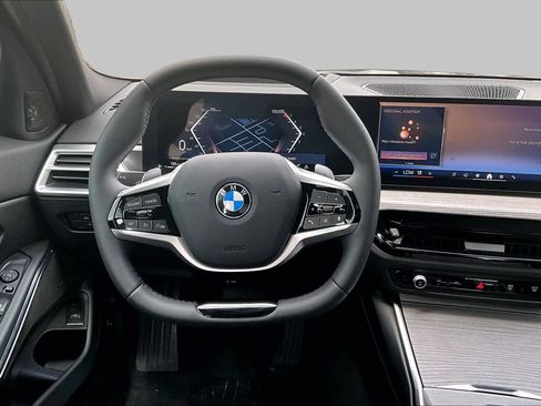 Used 2026 BMW 330i Sedan w/ Premium Package RWD image 5