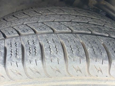 Used 2018 Jeep Renegade Altitude FWD image 9