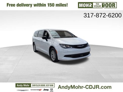 New 2026 Chrysler Voyager LX image 1