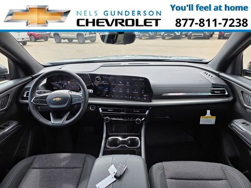 New 2026 Chevrolet Traverse LT w/ Driver Confidence Package AWD/4WD image 14