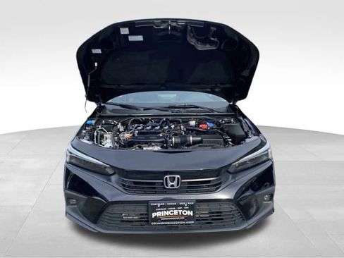 Used 2023 Honda Civic Touring image 9