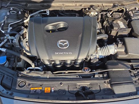 Used 2021 MAZDA MAZDA3 s FWD image 21