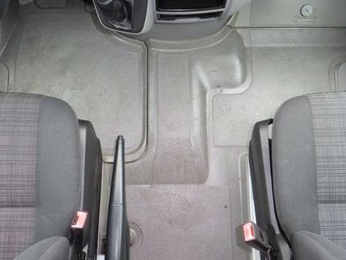Used 2016 Mercedes-Benz Sprinter 2500 image 11