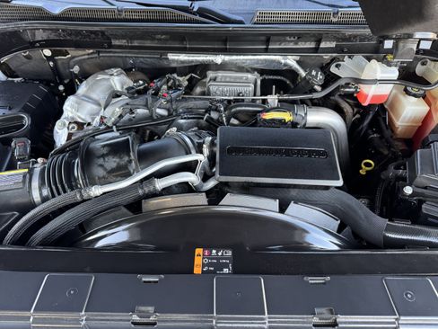 Used 2023 GMC Sierra 3500 SLT w/ SLT Preferred Package image 25