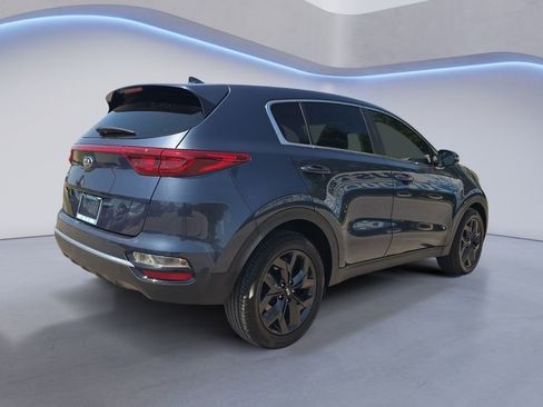 Used 2022 Kia Sportage LX w/ LX FWD Value Edition Package image 6