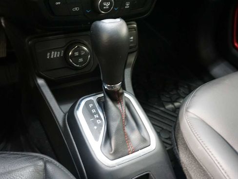 Used 2023 Jeep Renegade Trailhawk w/ Trailhawk Elite Group image 22