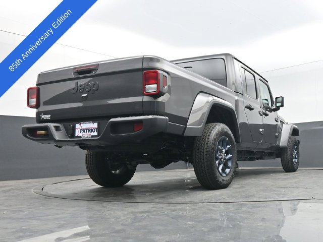 New 2026 Jeep Gladiator Sport AWD/4WD image 46