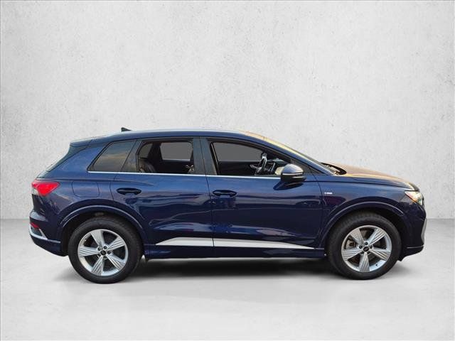 Used 2023 Audi Q4 e-tron Premium Plus w/ Premium Plus AWD/4WD image 4