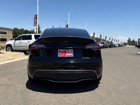 Used 2021 Tesla Model Y Performance AWD/4WD image 8