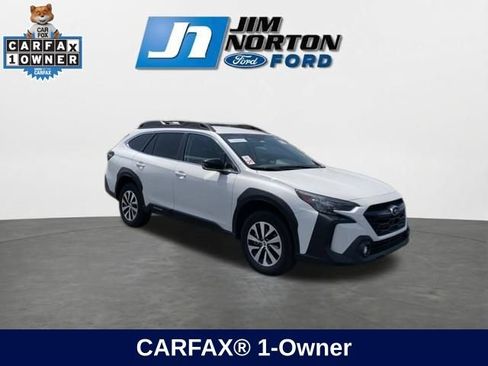 Used 2024 Subaru Outback Premium AWD/4WD image 1