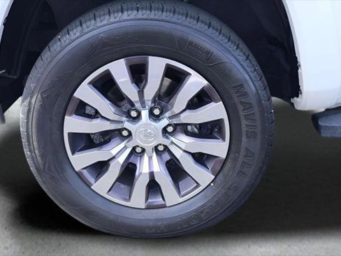 Certified 2021 Toyota Tacoma Limited AWD/4WD image 27