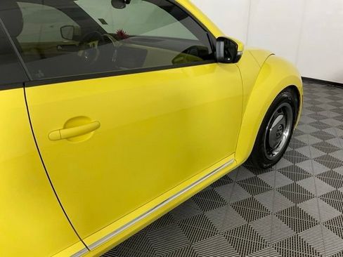 Used 2012 Volkswagen Beetle 2.5 FWD image 7