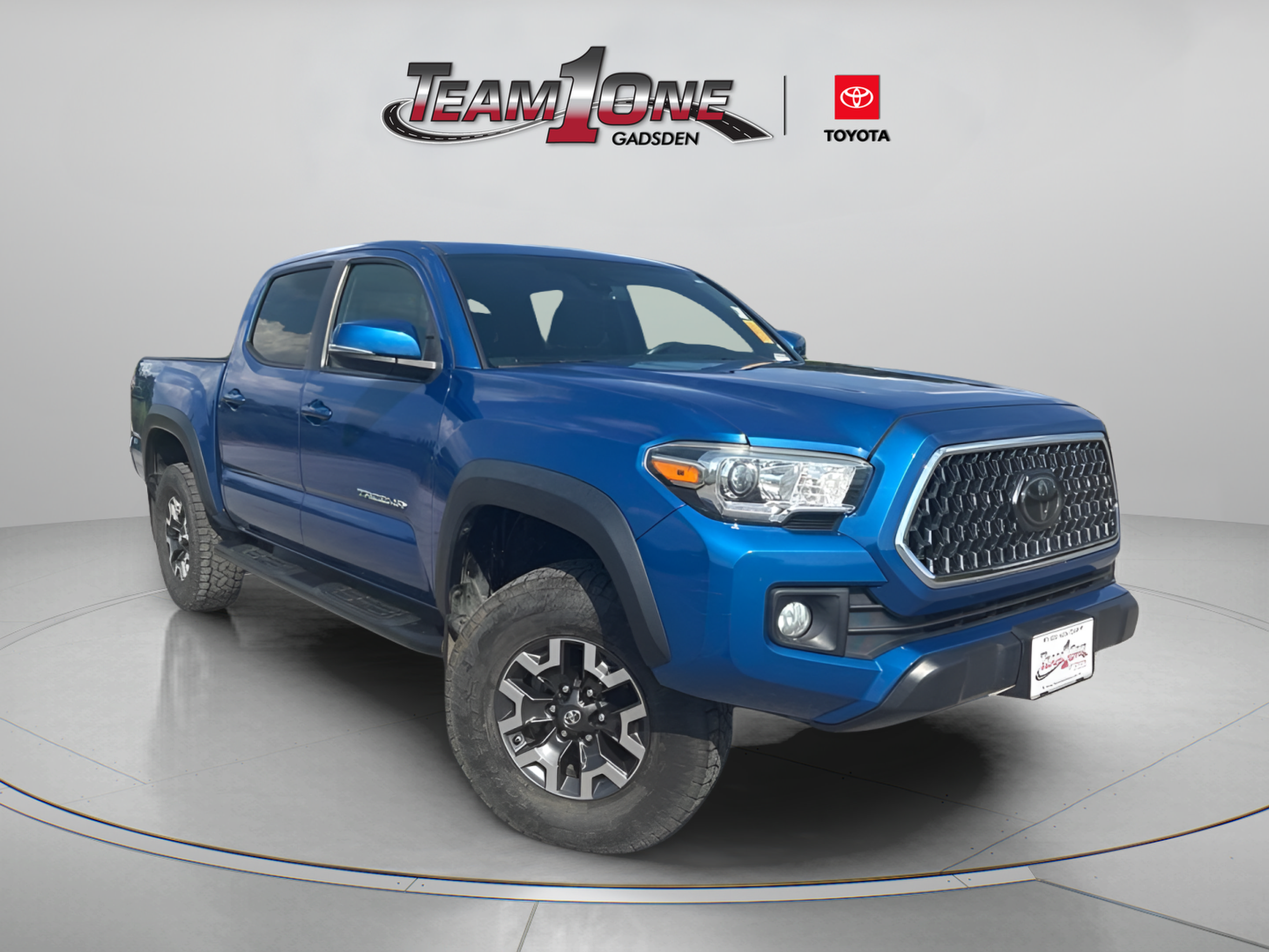 Used 2018 Toyota Tacoma TRD Off-Road AWD/4WD image 1