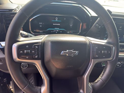 Used 2024 Chevrolet Silverado 1500 RST w/ Redline Edition AWD/4WD image 18
