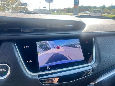 Used 2023 Cadillac XT6 Luxury AWD/4WD image 15