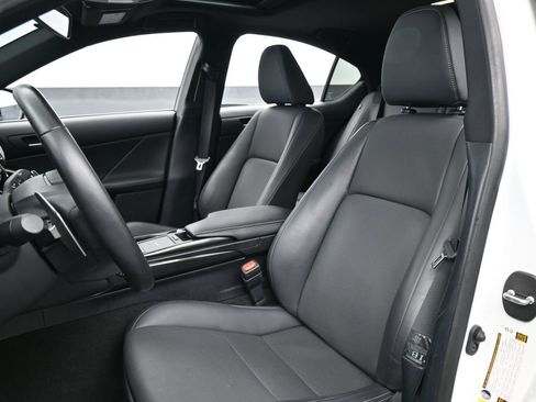 Used 2024 Lexus IS 350 F Sport image 10