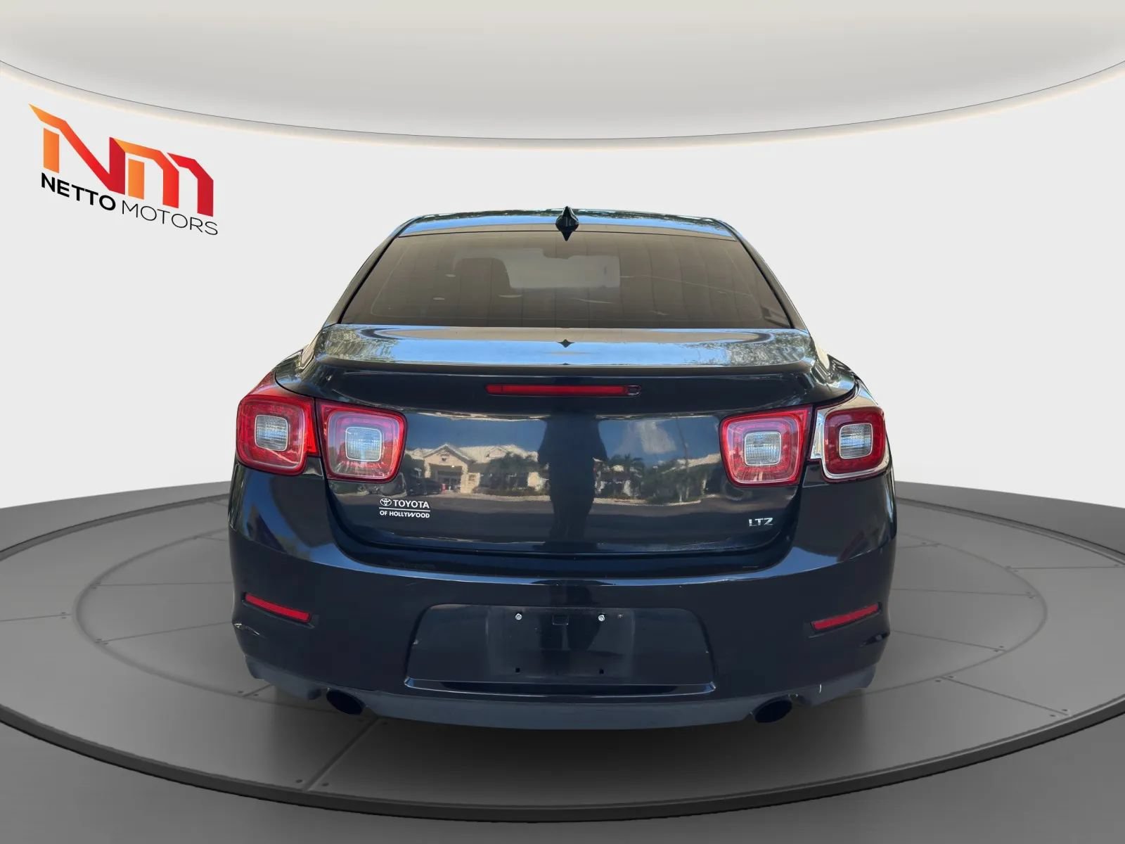 Used 2015 Chevrolet Malibu LTZ FWD image 4