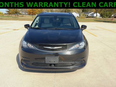 Used 2021 Chrysler Voyager Lxi image 3