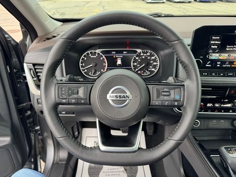 Used 2021 Nissan Rogue SL w/ Premium Package image 23