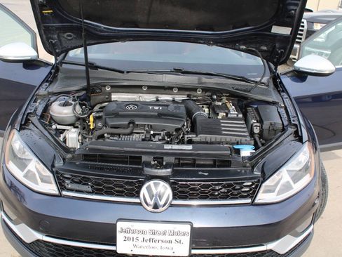 Used 2017 Volkswagen Golf Alltrack S AWD/4WD image 24