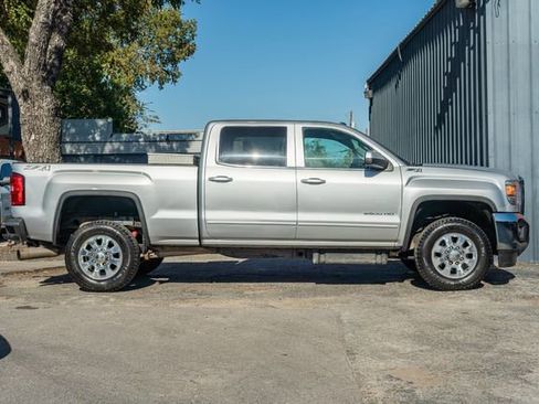 Used 2015 GMC Sierra 2500 SLE image 7