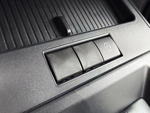 Certified 2026 Toyota Corolla Cross L FWD image 21